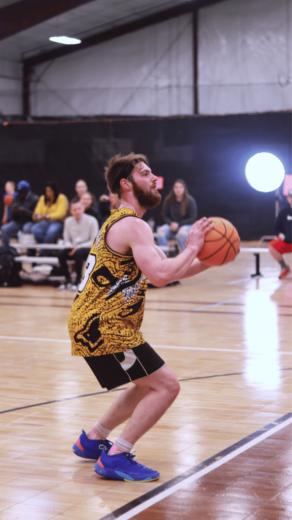 Shooting a free-throw in Dunk Ball Basketball League